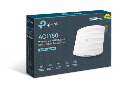 Точка доступа TP-Link EAP245 в коробке